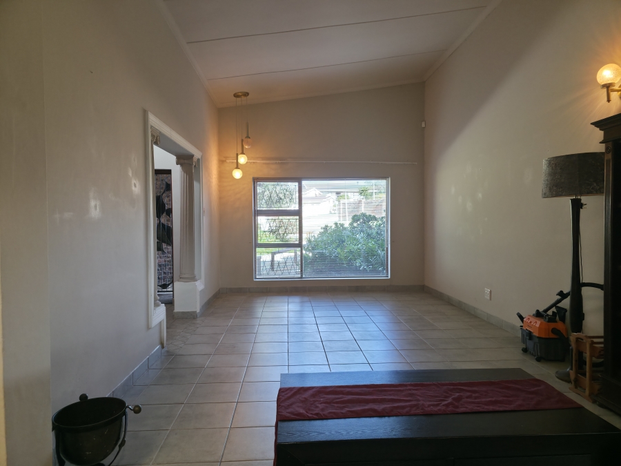 4 Bedroom Property for Sale in Noorsekloof Eastern Cape